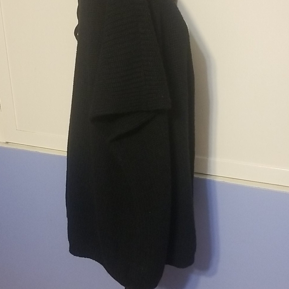 Cardigan - Picture 5 of 12